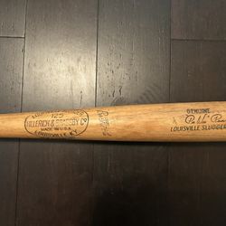 Pee Wee Reese Vintage S100 Model Bat 