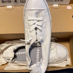  Converse Tennis Shoes 