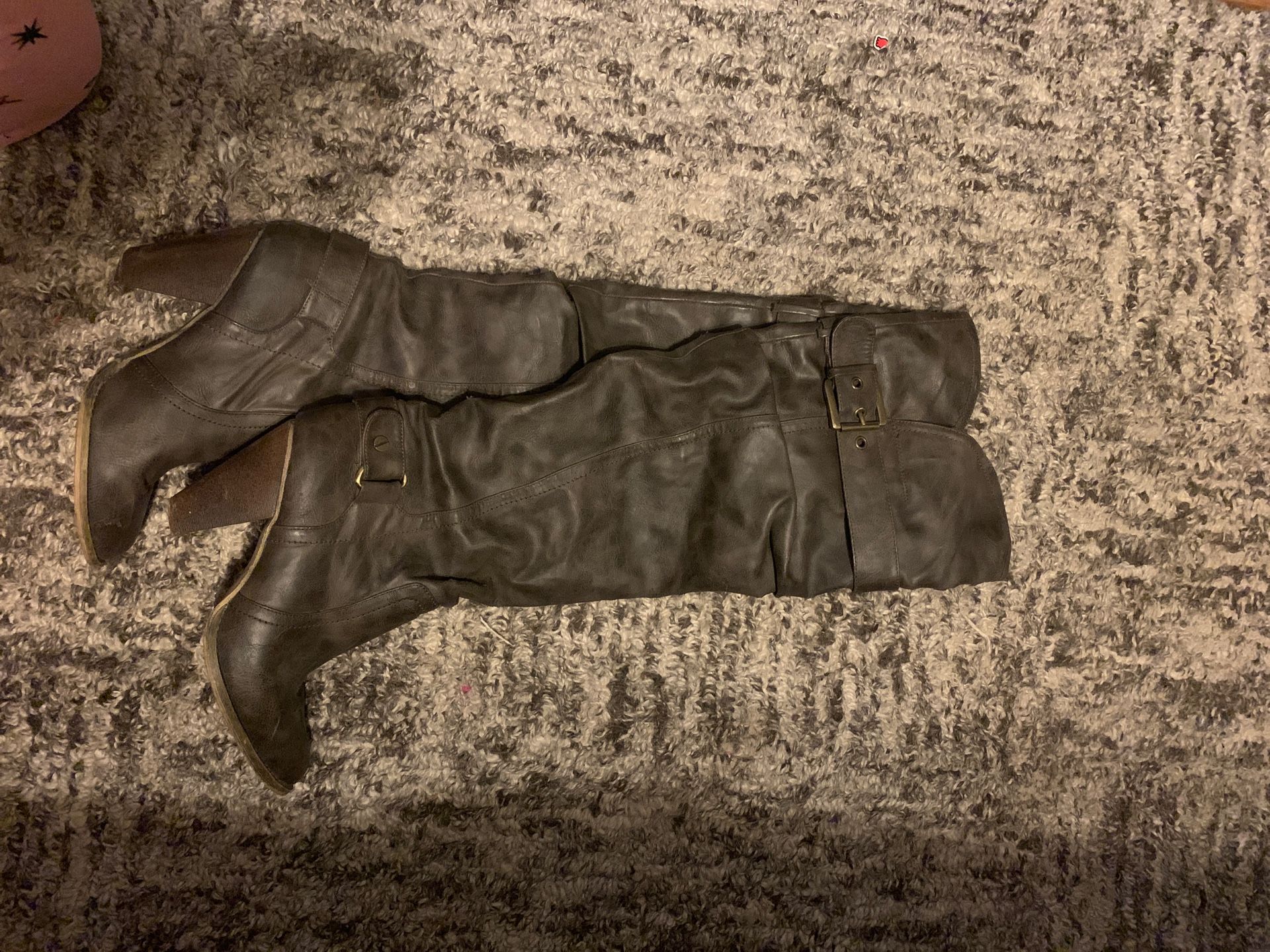 Women’s ALDO knee high boots size 38