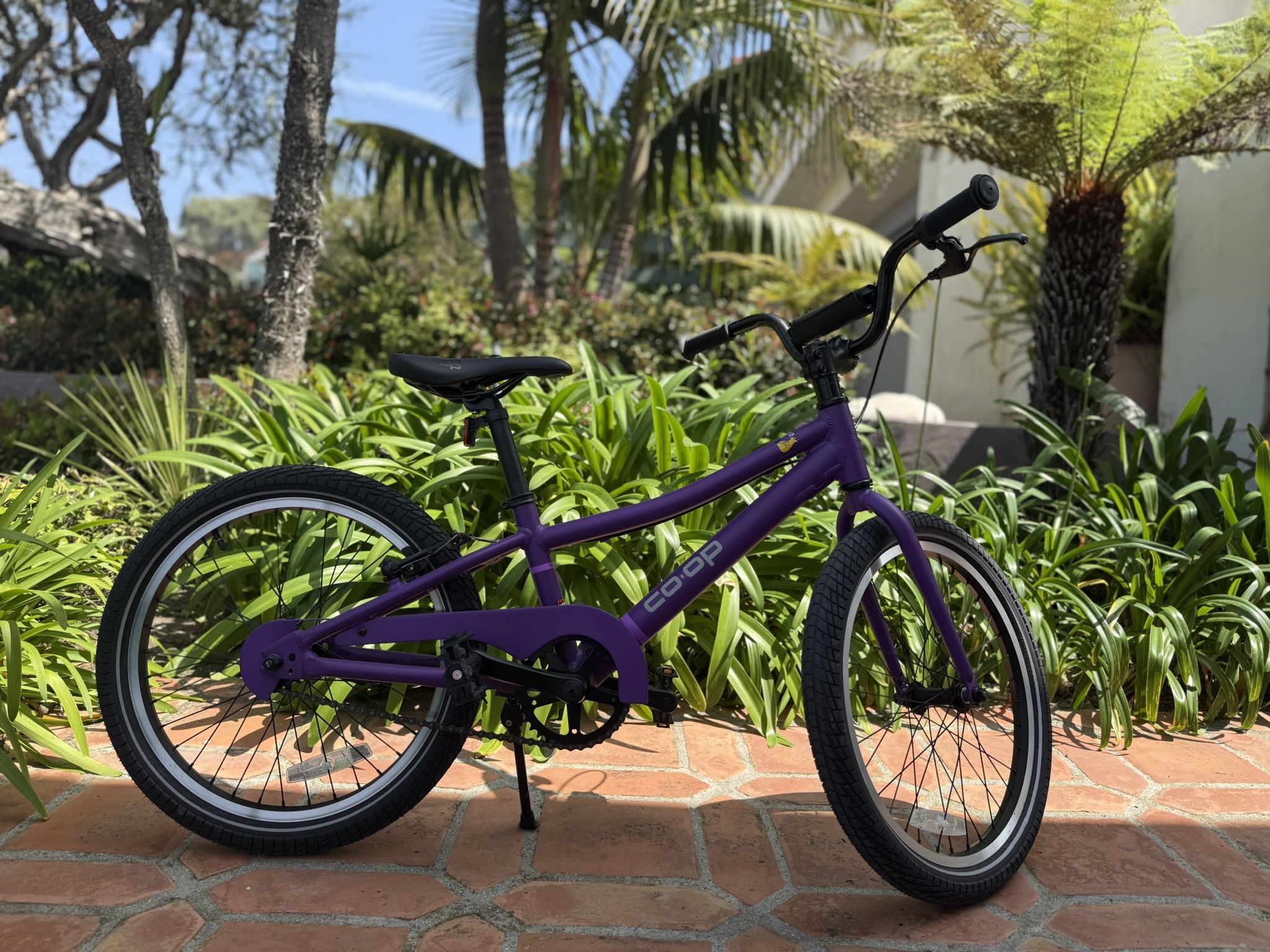 24 diamondback girls bike from rei co-op 24" - Kid's Size - Ages 9 size tires and 1x7 shifting to keep the ride light and simple. Co-op Cycles REV 20 Kids'
