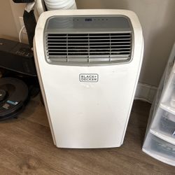 MOVING SALE! Air Conditioner - COLD