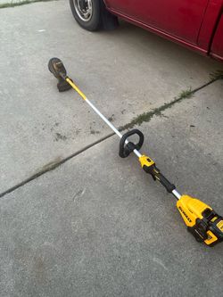 Dewalt 40v trimmer