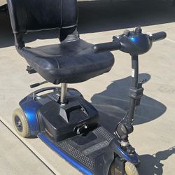 GoGo Elite Traveler Mobility Scooter 
