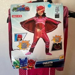 Costume