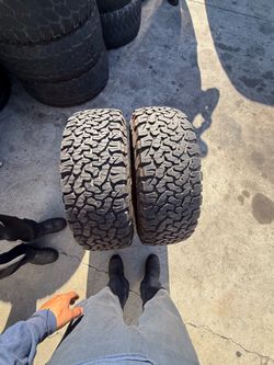 2 tires 31x10.50r15 bfgodrich