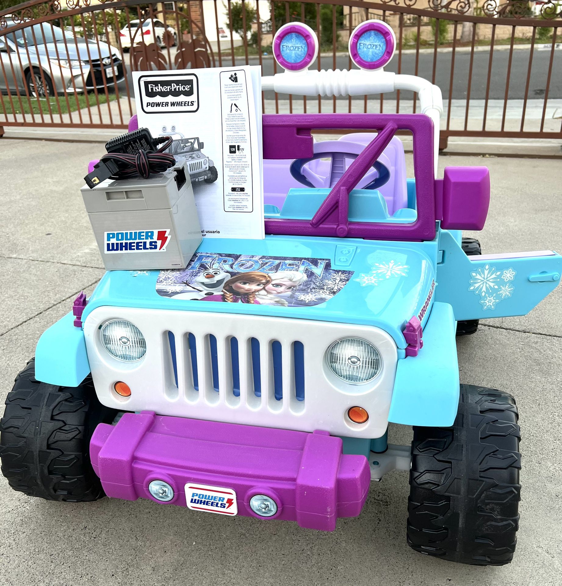 Frozen Jeep Wrangler 12volt Electric Kid Ride On Car Power Wheels 