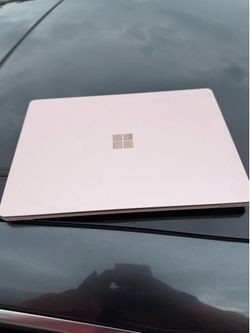 Pink/Platinum Microsoft Surface Laptop 3