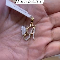 10K LETTER A DIAMOND INITIAL PENDANT