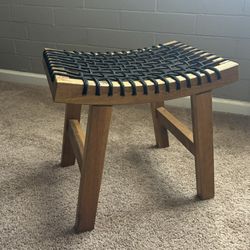 Mini Wooden Stool with black netting 