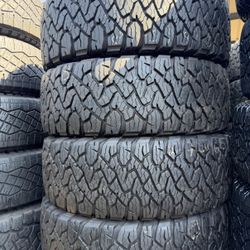 275/70/18 Vendo Un Set De Llantas Marca Bfgoodrich Con Un 80% De Vida
