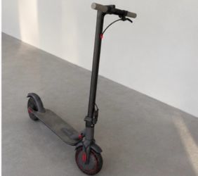 MAXSHOT Electric Scooter – Excellent Condition