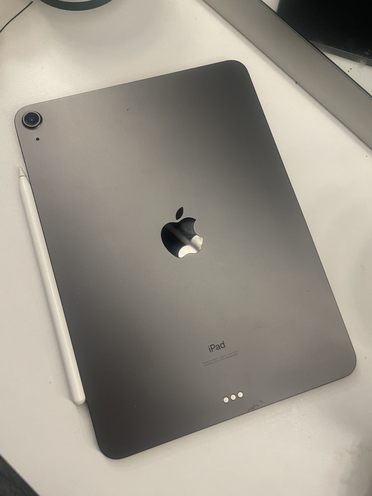 Ipad Air 4th Generation and Apple Pencil