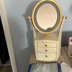 Jewelry Box With Mirror