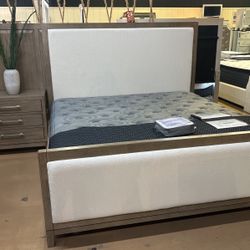 King Bed Frame (No Mattress Included)