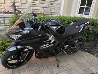 22 Kawasaki Ninja 400 ABS