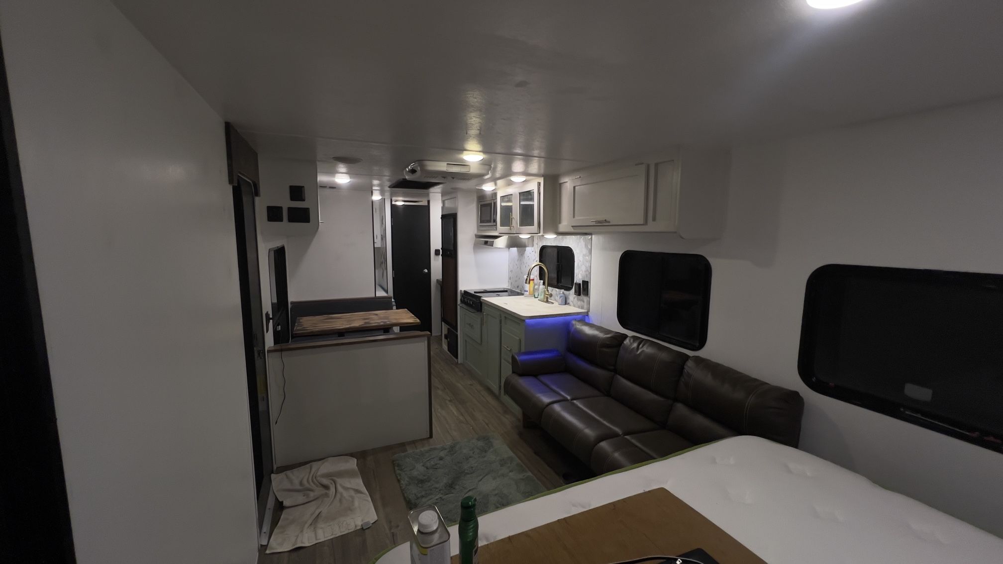 2018 Grey Wolf 26BH Camper