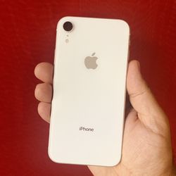 ⌚️⌚️⌚️iPhone 8 64gb Factory Unlocked With Warranty  