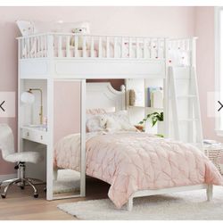 Pottery Barn Kids Full/Twin Bunk Bed – White – Excellent Condition – Includes Mattresses!