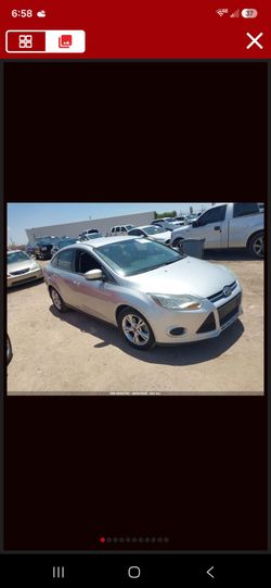 2014 ford focus se