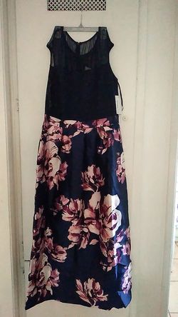 Women dress