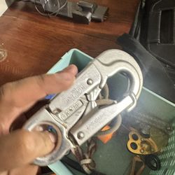 READ BEFORE ASKING: Arborist Tree Climb Gear Make Offer