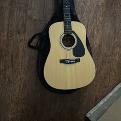 Yamaha Guitar 