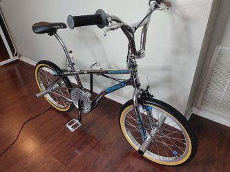 95 haro sport 20" BMX bike $1000