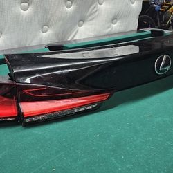 2018+ Taillight Lexus

CT200h +rear diffuser