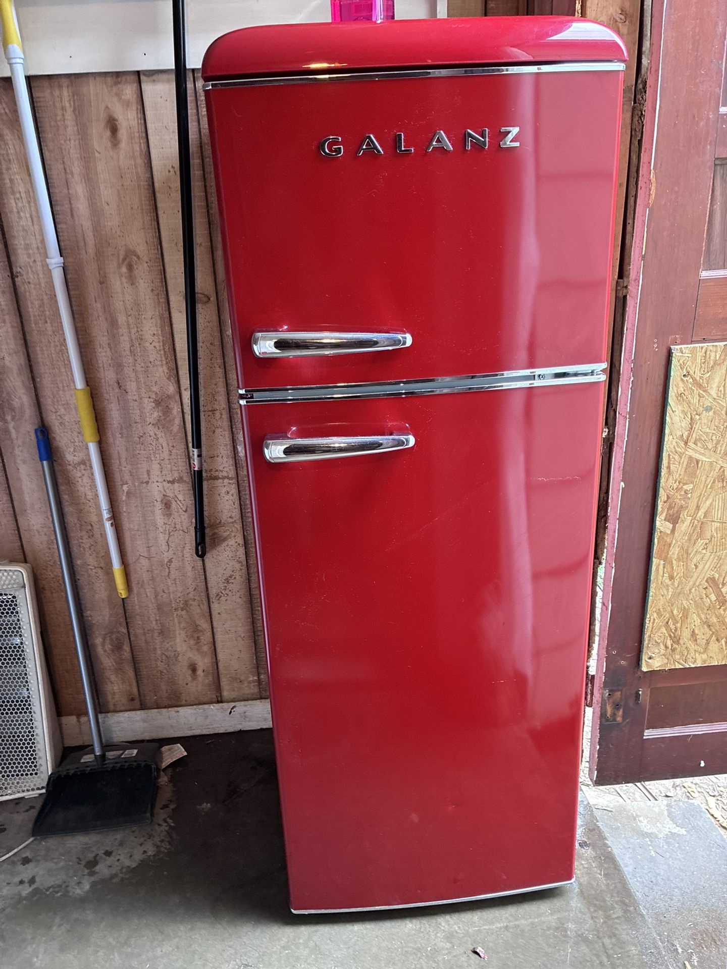 Galanz Fridge And Freezer