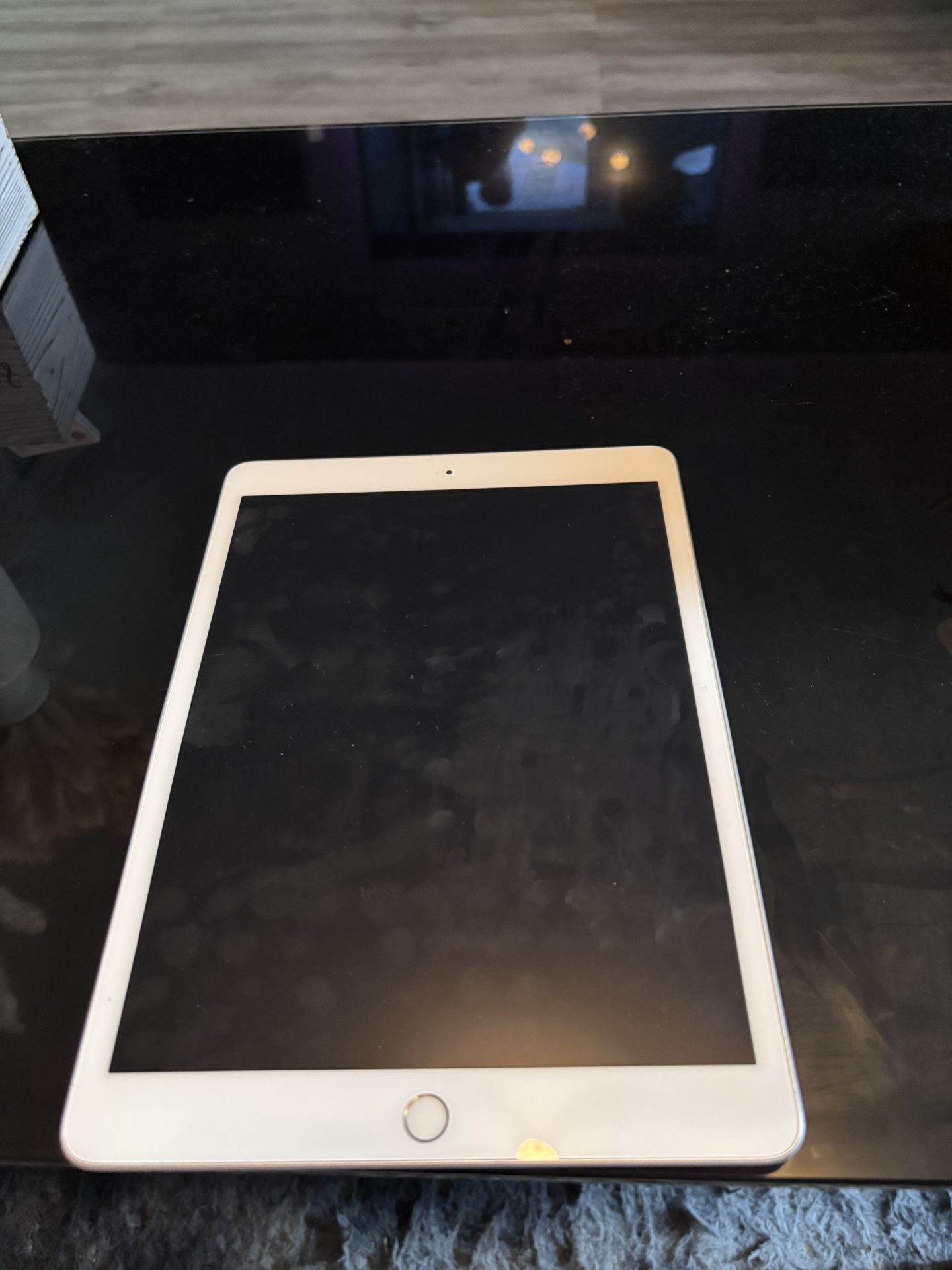Apple iPad (8th Generation)