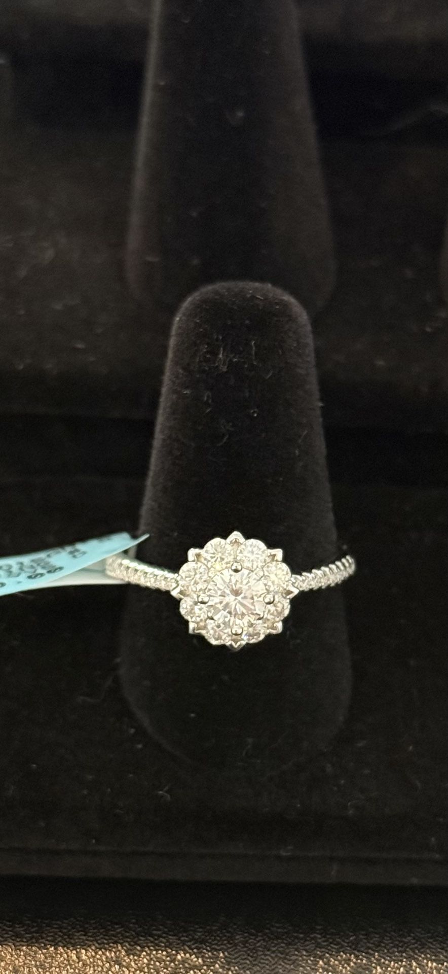 1 CT Moissanite Ring