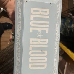 Blue blood Eyeshadow Palette