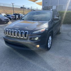 2018 Jeep Cherokee