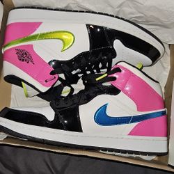 Nike Air Jordan Mid SE Size 12