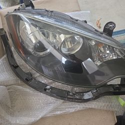 2007-2012 Acura RDX Passenger Side Headlight