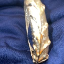 Vintage De Nicola Hinged Gold Tone  Bangle Bracelet - Signed De Nicola