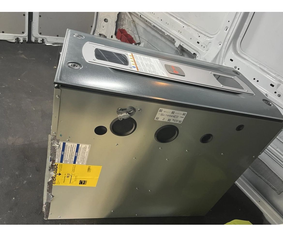 Trane 80kBTU 2 STAGE FURANCE MODEL S9X2B080U4PSBAB 17 Inch