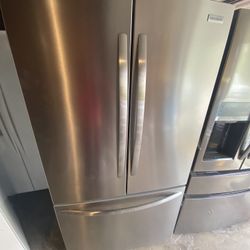 New Refrigerator Good Conditions 3 Months Warranty Delivery Available