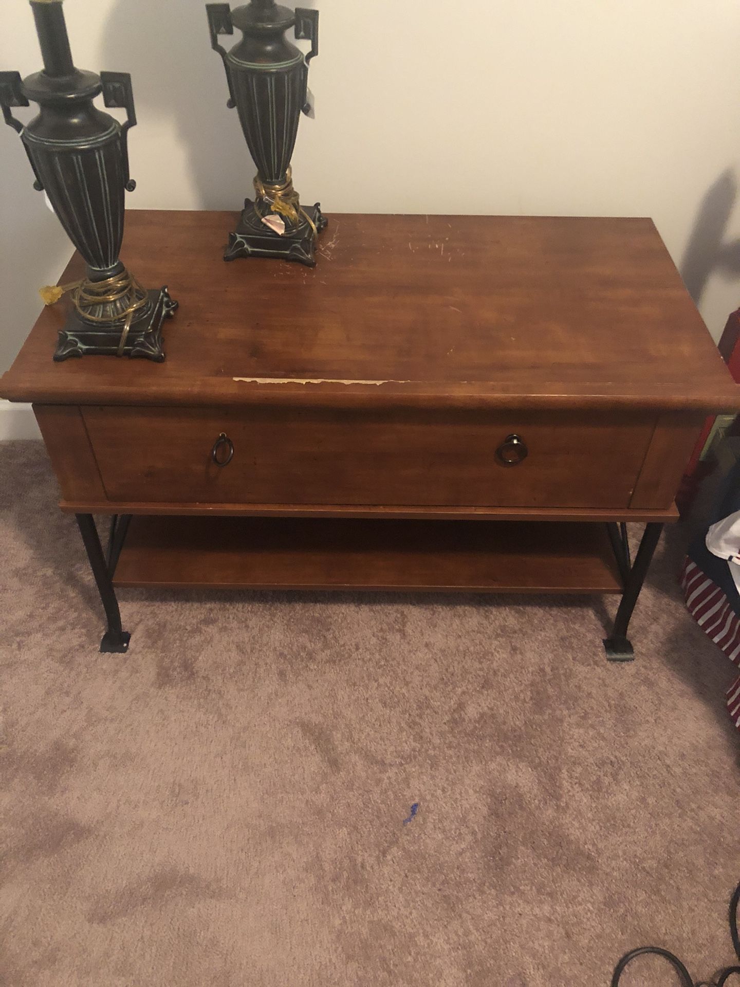 Tv stand