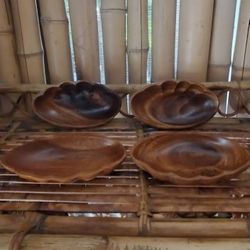 Wood Clamshell Bowls