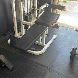 Maxicam Leg Machine 