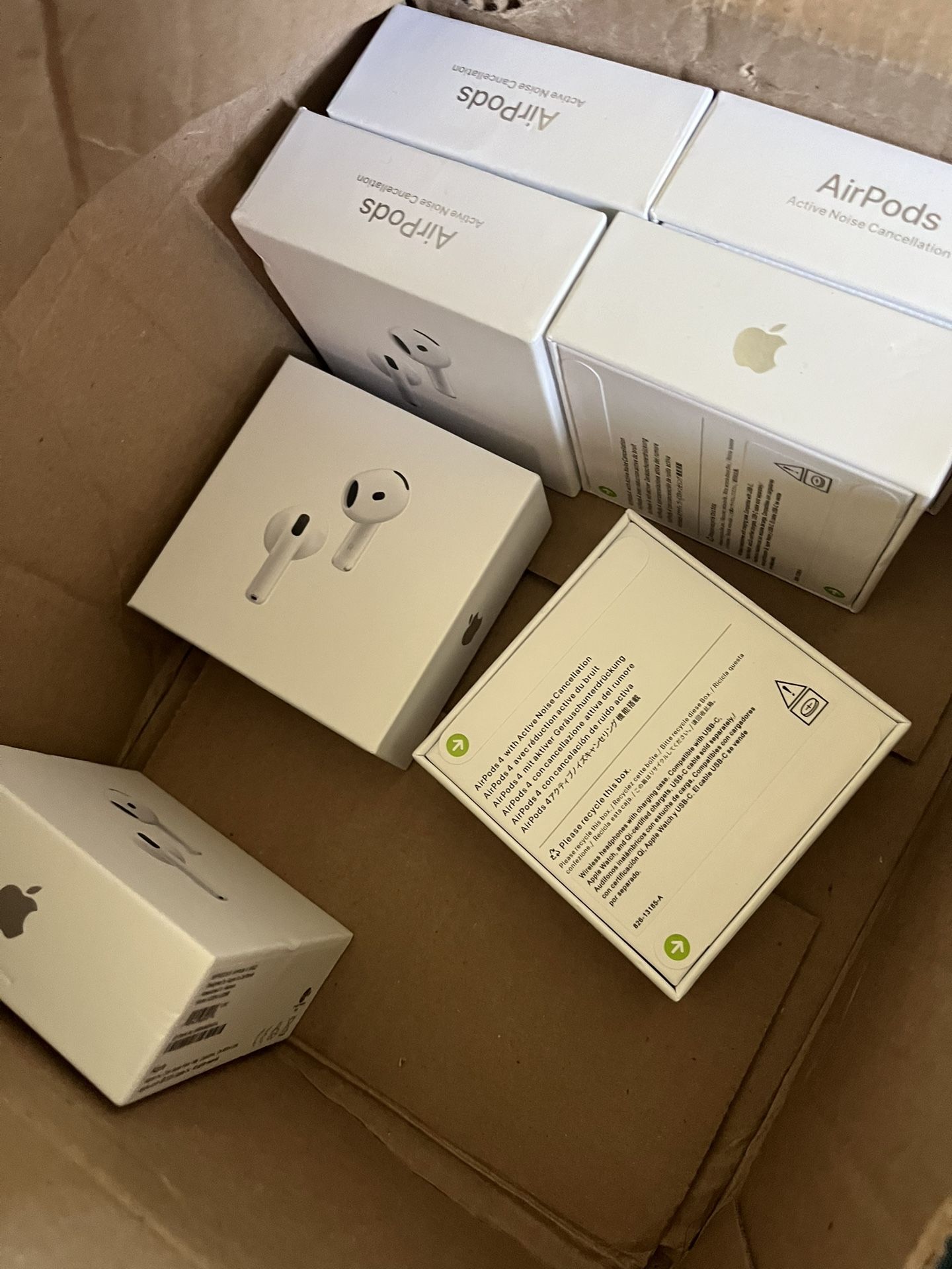 AirPods 4 ANC