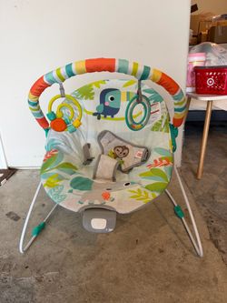Bright Starts Baby Bouncer Seat - Toucan / Jungle Theme