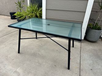 Patio table