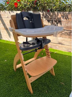 Abiie Beyond Junior Y High Chair