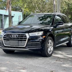 2019 AUDI Q5