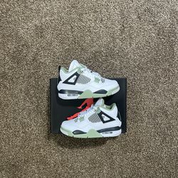 Jordan 4 Seafoam Size 5W