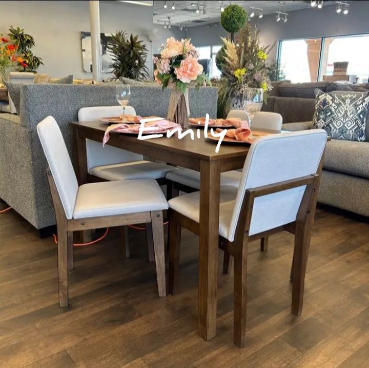 Stylish 5-Pc Dining Table Set Oak Finish