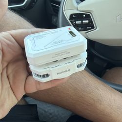 Iphone cooling fan magnetic