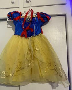 Snow White costume